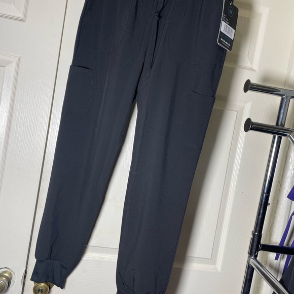 Large Black Set - Picture 4 of 5